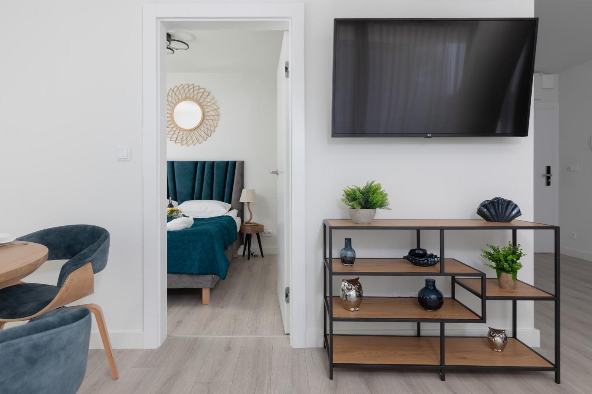 Royal Waves Resort & Spa - Apartment With Parking By Noclegi Renters Miedzyzdroje Exteriör bild